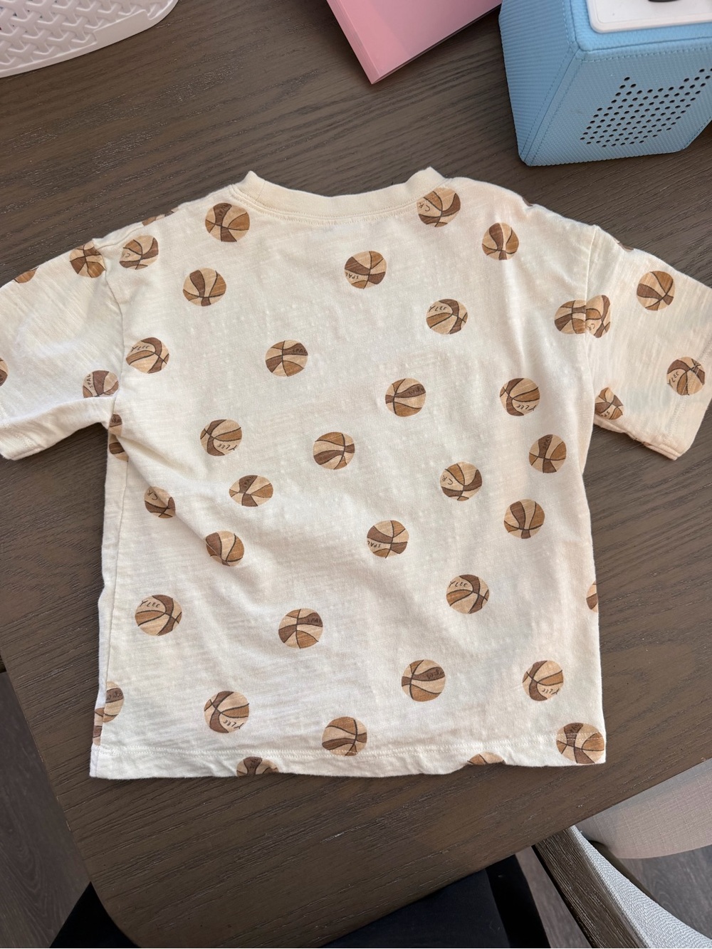 R&C Short-Sleeve Tee with Basketball Print